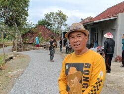 Dana Desa Tahap II Mulai Digulirkan, Pemdes Ciparay Aspal Jalan Penghubung Hasil Pertanian ke Pasar Cinagen