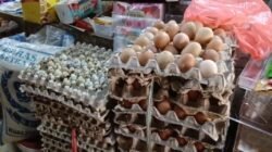 Libur Sekolah Bikin Pasar Surade Lesu, Harga Telur hingga Cabai Kompak Turun