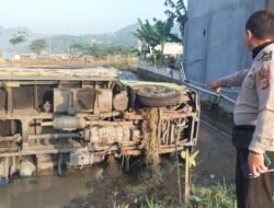 Truk Cargo Terguling di Jalan Cisolok–Bayah, Sopir Selamat