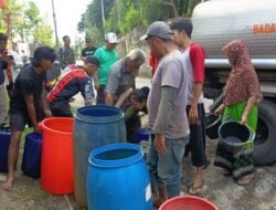 Kemarau Panjang Picu Kekeringan di Cicurug Sukabumi, 1.000 Warga Kesulitan Air Bersih