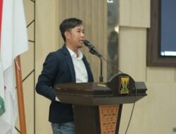 Golkar dan Sisa Demokrasi di Tubuh Partai Politik