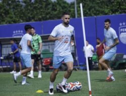 Luciano Guaycochea Optimistis Persib Siap Hadapi Musim Padat