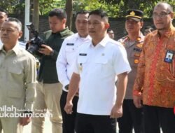 Wamen Fajar Riza Ul Haq Gelontorkan Bantuan 174 Sekolah untuk Sukabumi, Terbanyak SD