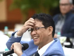 Pedagang Pentol Masuk Desil 10, Purbaya Siapkan Rp7 Triliun untuk Benahi DTSEN
