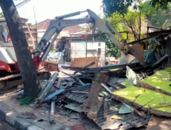 PKL Bendera di Trotoar Bandung Segera Ditertibkan