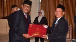 81 PNS Terima Satyalancana Karya Satya, Bupati Sukabumi Tekankan Integritas dan Kualitas Pelayanan