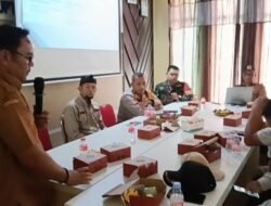 Menulis Lokmin Triwulan III Puskesmas Jampangkulon, Perkuat Kolaborasi Tangani Persoalan Kesehatan