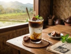 Resep Kopi Santan Gula Aren, Minuman Creamy dengan Manis yang Pas untuk Temani Momen Santai