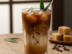Resep Kopi Foamy Gula Aren, Creamy dan Segar dengan Susu Kedelai