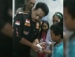 YFSBBP DPC Waluran Salurkan Bantuan Sosial untuk Bocah Korban Luka Bakar Air Panas