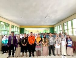 BPBD dan Mahasiswa KKN Edukasi Mitigasi Bencana ke Ratusan Siswa SMPN 1 Simpenan