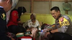 Hidup Sebatang Kara, Lansia di Cisolok Dikunjungi Kapolres Sukabumi dan Dapat Bantuan