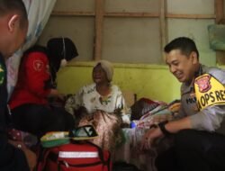 Hidup Sebatang Kara, Lansia di Cisolok Dikunjungi Kapolres Sukabumi dan Dapat Bantuan