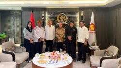 Kasepuhan Ciptamulya Temui Sufmi Dasco, Bahas Masa Depan Kampung Adat Pascakebakaran