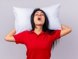 Sering Tidur dengan Mulut Terbuka? Ini Dampaknya pada Bentuk Rahang dan Wajah Anak