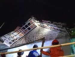 Sembilan Rumah Rusak Terdampak Angin Kencang di Parakansalak Sukabumi 