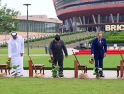 Prabowo Ikut Tanam Pohon Banyan Bersama Pemimpin BRICS di India