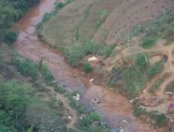 Sungai Cikaso Dipenuhi Lumpur, Aktivitas Penambangan Emas Ilegal Jadi Sorotan