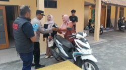 Polsek Jampangkulon Serahkan Kendaraan Honda Beat dalam Penanganan Dugaan Penipuan dan Penggelapan