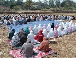 Warga Ciparay Gelar Salat Istisqa, Berharap Hujan Segera Turun