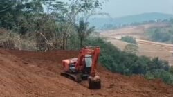 Aneh! Sudah Disorot ESDM dan DLH, Galian Tanah Merah di Nagrak Sukabumi Masih Beraktivitas