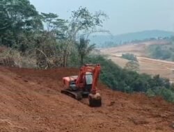 Aneh! Sudah Disorot ESDM dan DLH, Galian Tanah Merah di Nagrak Sukabumi Masih Beraktivitas