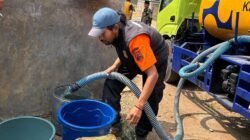Kran Air Mulai Menipis, Bantuan Air Bersih Disalurkan ke Warga Sejumlah Wilayah Sukabumi