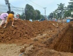 Alat Berat Dikerahkan, Proyek Alun-alun Cibadak Rp4,67 Miliar Mulai Digarap